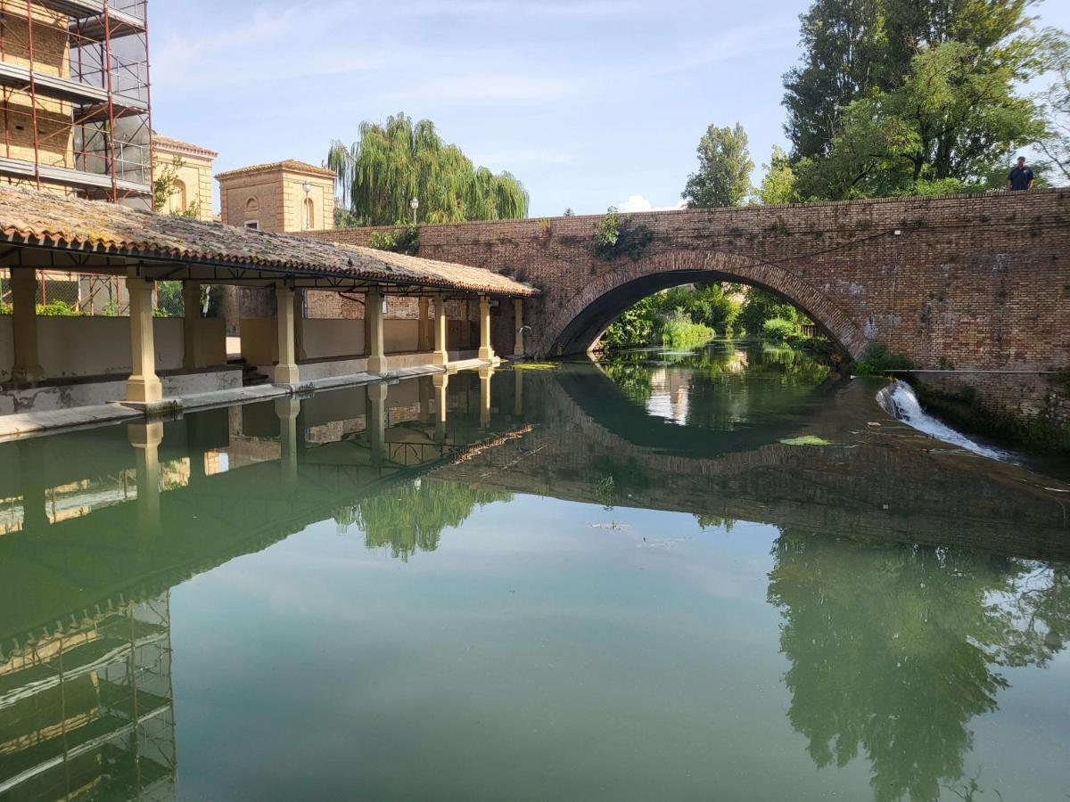 Appartamento Davanti Al Porto Romano Bevagna Εξωτερικό φωτογραφία